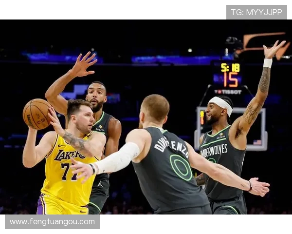 东契奇狂砍49分11助攻8篮板 湖人击败森林狼收获新赛季首胜