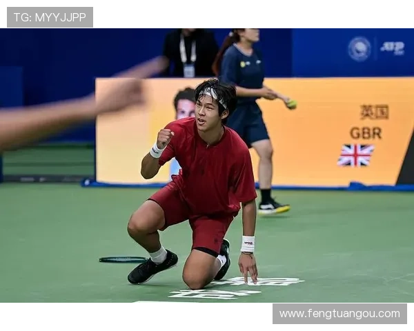 周意上演惊天逆转力克英国名将携手商竣程强势闯入赛事16强