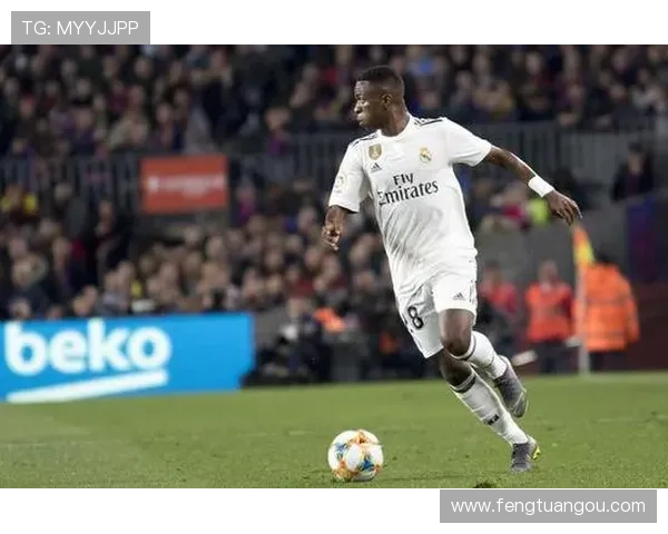 西媒称维尼修斯感受信任缺失或考虑明夏离开皇马寻找新起点 西媒称维尼修斯感受信任缺失或考虑明夏离开皇马寻找新起点