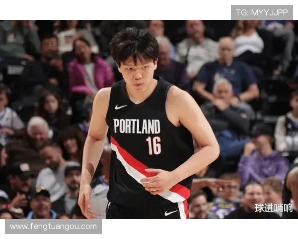 杨瀚森G联赛首秀8分13篮板4助攻 带领撕裂之城逆转山谷太阳107-104