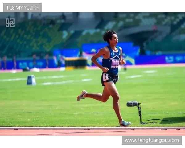 全运会男子1米跳板精彩对决选手巅峰表现引人瞩目