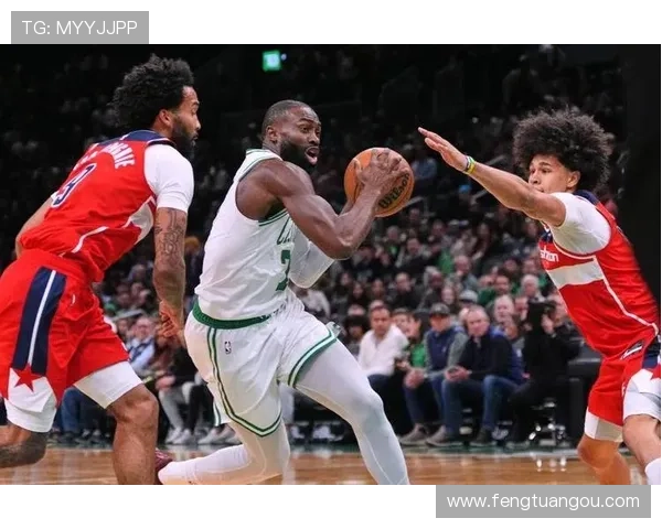 布朗砍下35分凯尔特人轻松战胜奇才豪取大胜